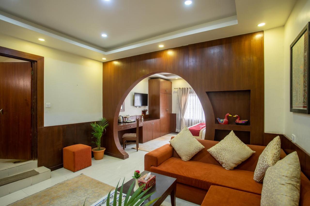 Hotel Paawan Mithila By Kalash Hospitality Lalbhitti Extérieur photo